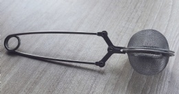 TEA STRAINER